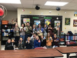 Lakeside Elementary 6th Graders Learn About Electricity